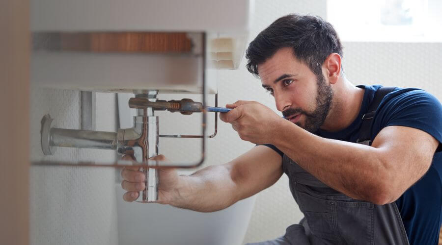 Water heater thermostat replacement in Red Devil, AK